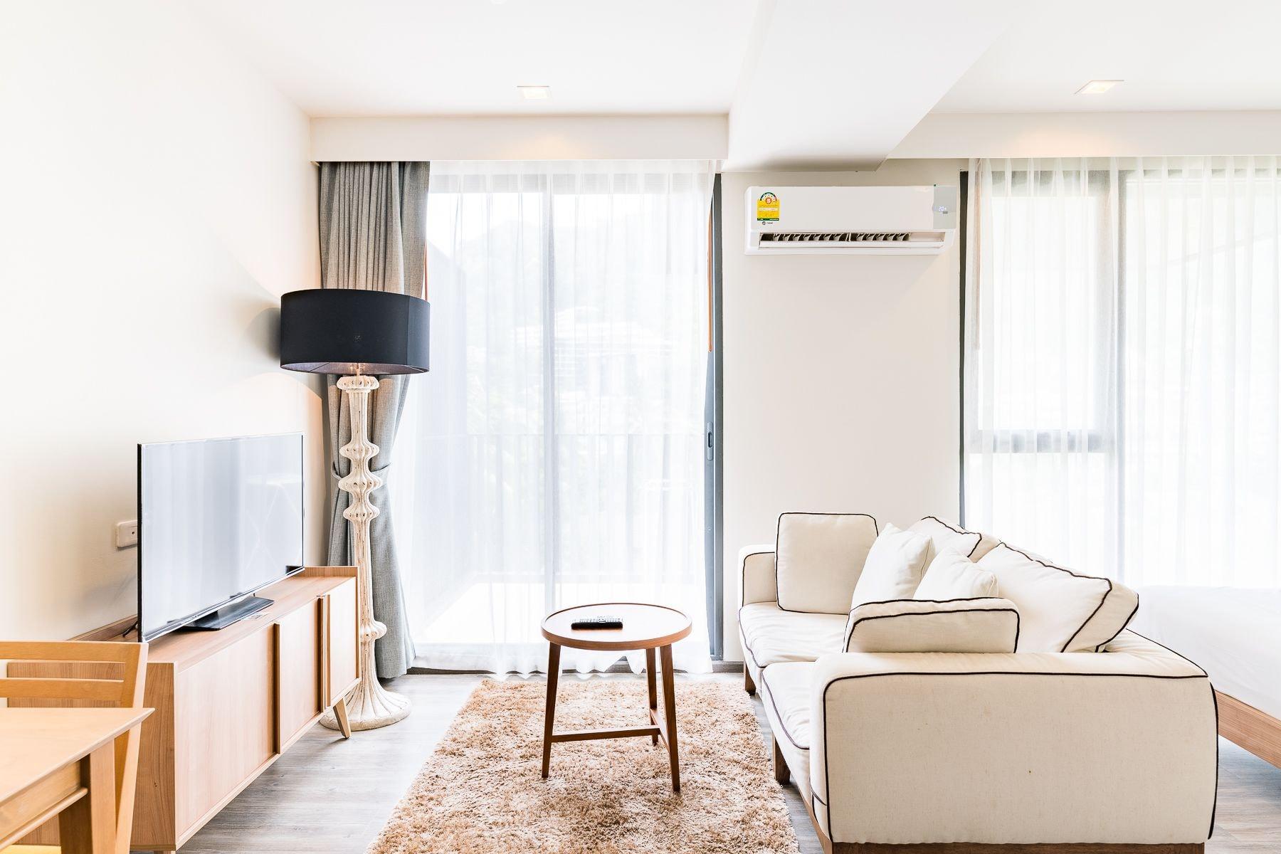 The Deck Condo Patong By Vip Exterior photo
